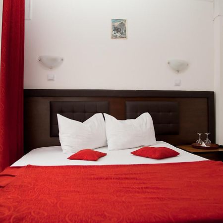 Hotel Metropol Piteşti Zimmer foto